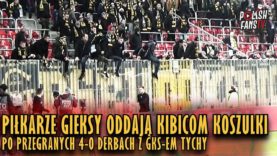 Piłkarze GieKSy oddają kibicom koszulki po przegranych 4-0 derbach z GKS-em Tychy (24.11.2018 r.)