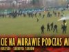 Starcie na murawie podczas meczu Okocimski – Tarnovia (16.03.2019 r.)